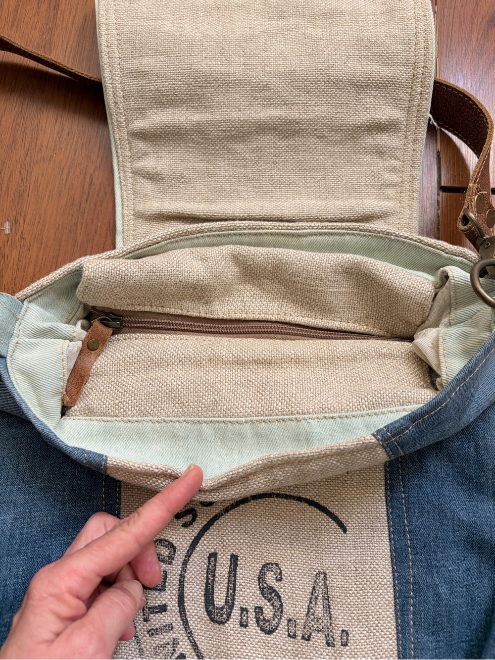 Myra Bag upcycled denim shoulder bag with canvas and leather - Picture 6 of 12